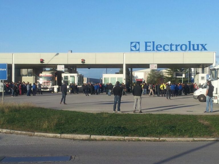 Coronavirus: Electrolux, via libera del Prefetto. Riparte Porcia