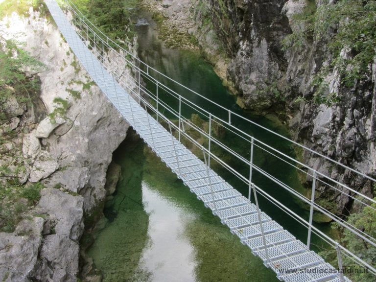 Barcis, riaprono Vecchia strada Valcellina e Ponte tibetano