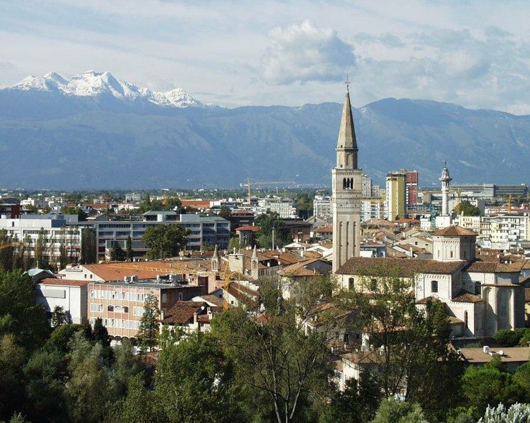 Ciriani “da ottobre riduzione per i parcheggi del centro”