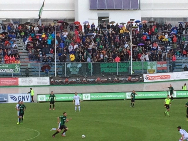 Pordenone, grande successo (2-0) sul Bassano. Continua il sogno serie B