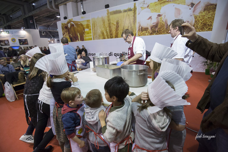 Cucinare, fiera enogastronomia con 4 nuovi filoni tematici