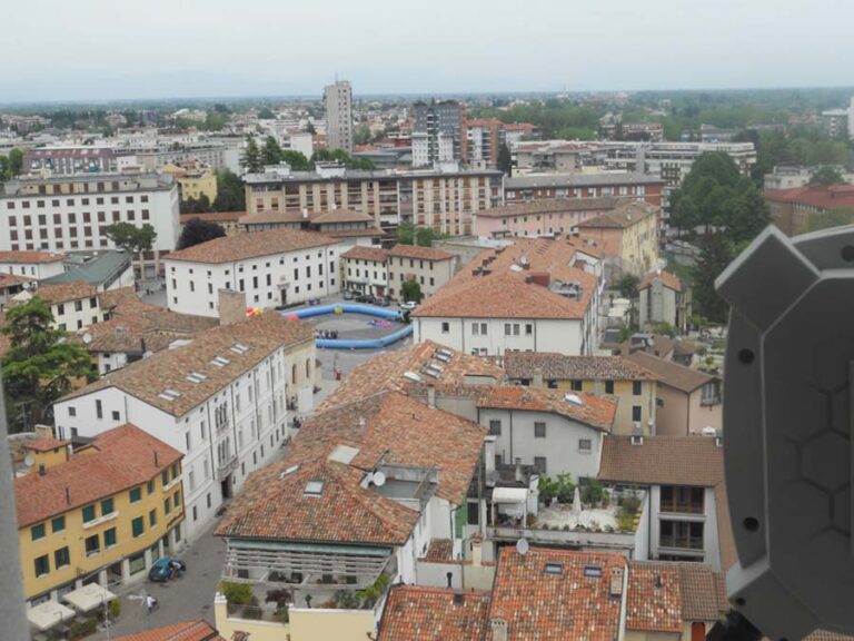 Coronavirus, 5 professori positivi. Chiusa due giorni la primaria Rosmini