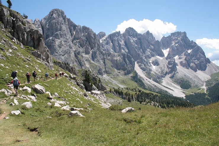 Viaggi a km zero: un’escursione di trekking sulle Dolomiti