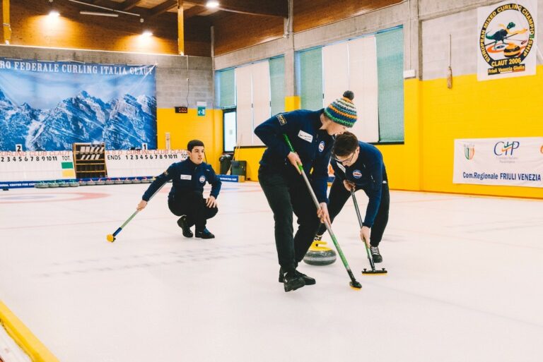 Claut, la patria del curling apre le porte ai campioni olimpici