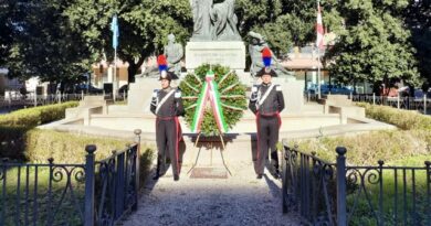 Celebrazione del 4 novembre in piazza Ellero dei Mille